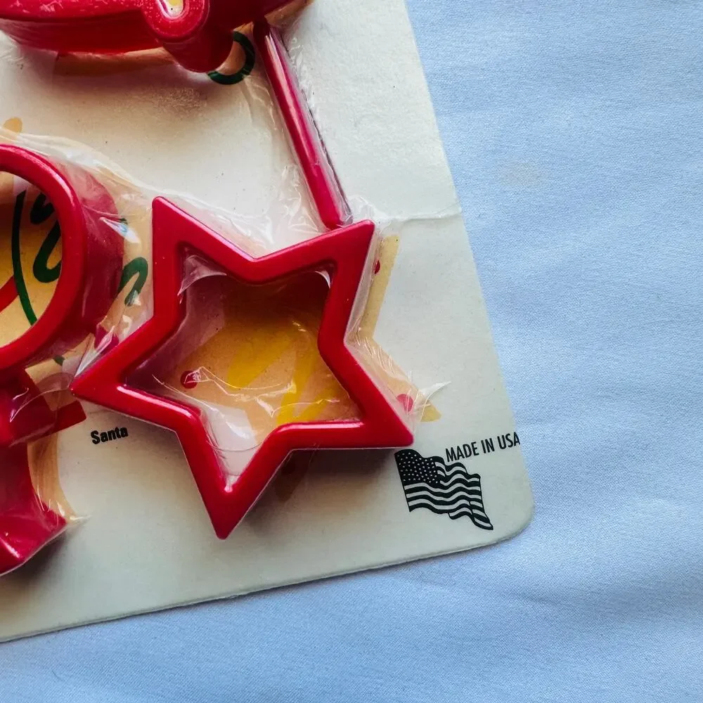 NIB Vintage 1997 Hutzler Yule Cheer Christmas Cookie Cutters